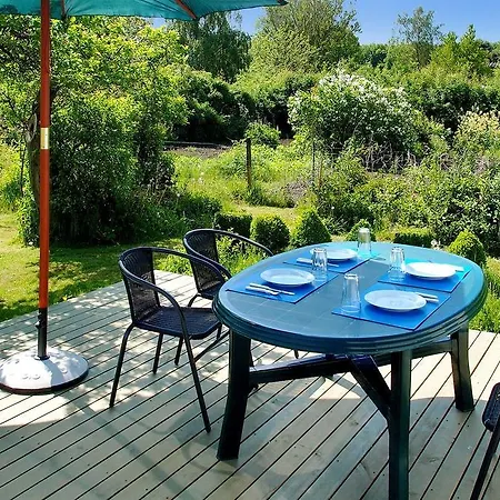 Casa de Férias Holiday Tranekaer 732 With Terrace Hou (Syddanmark)
